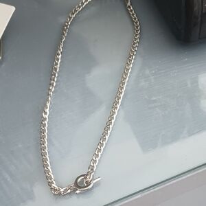 Elegant Silver Chain Necklace